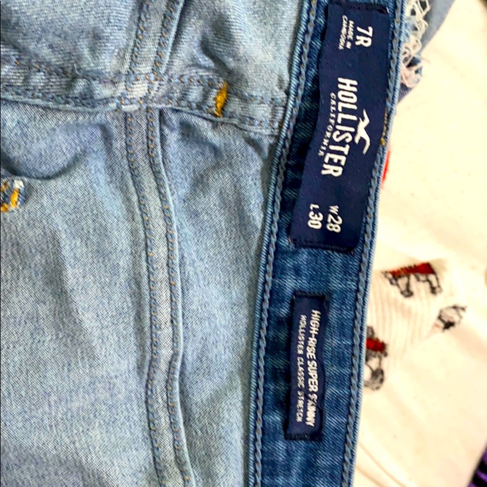 jeans